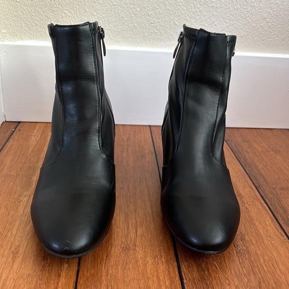 Franco Sarto L Nastia Booties - Picture 2 of 11